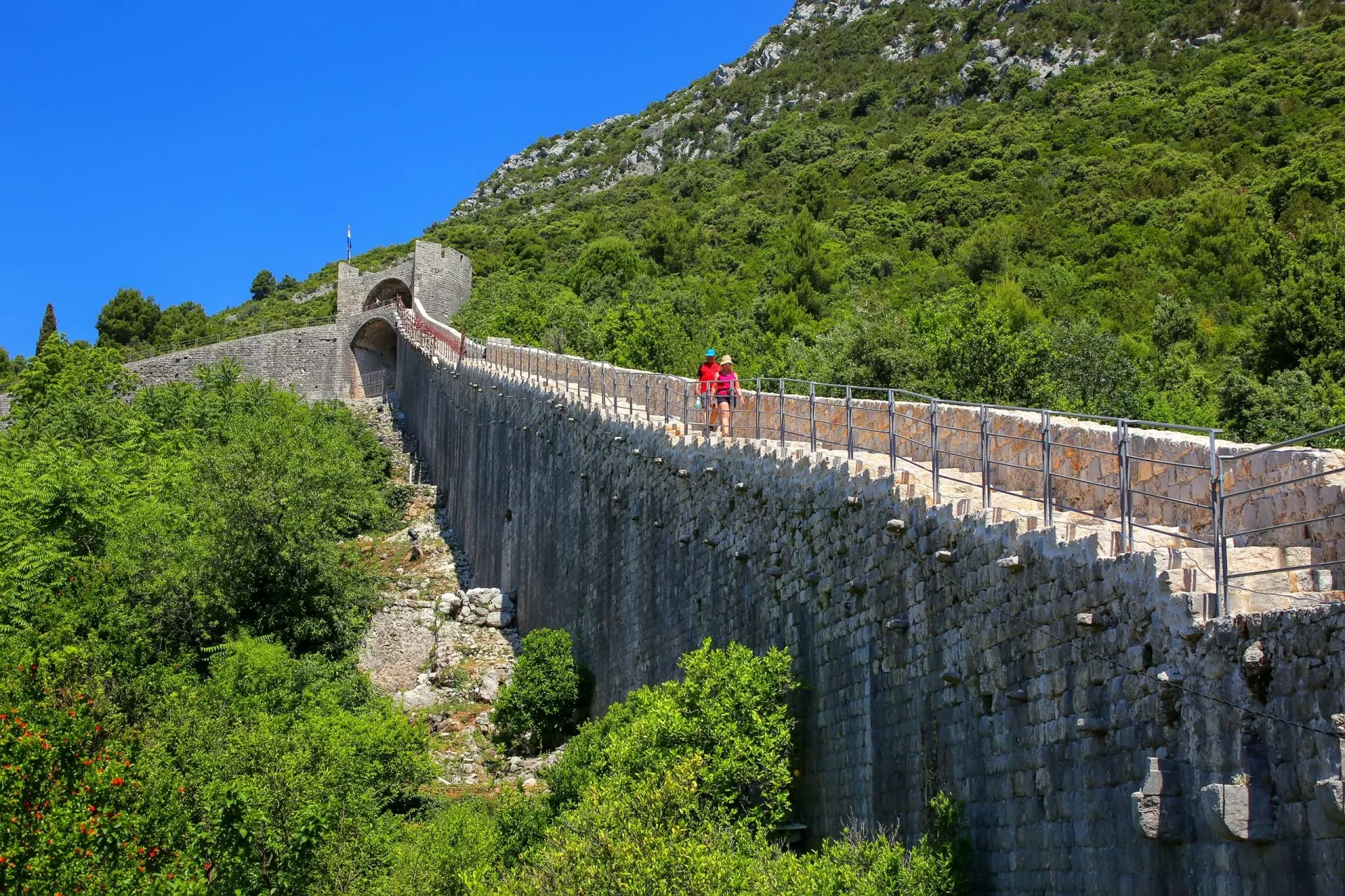 Verteidigungsmauern der Stadt Ston, Halbinsel Peljesac, Kroatien