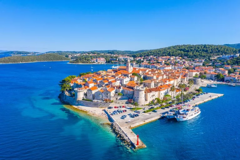 Panorama van de Kroatische stad Korcula