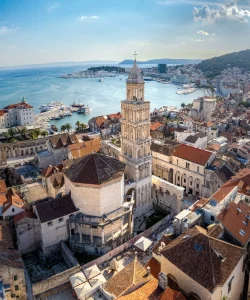 Beginnen Sie Ihr Abenteuer in der pulsierenden Stadt Split